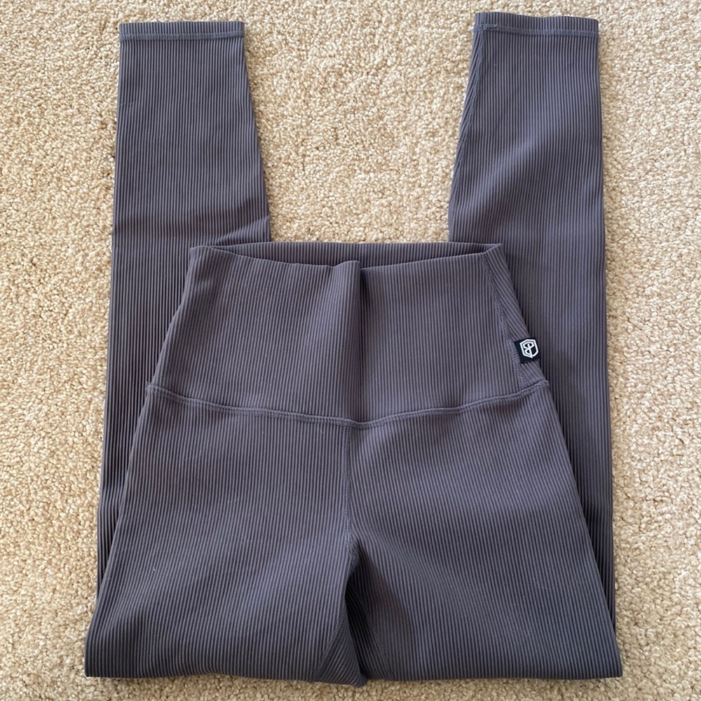 Born primitive leggings